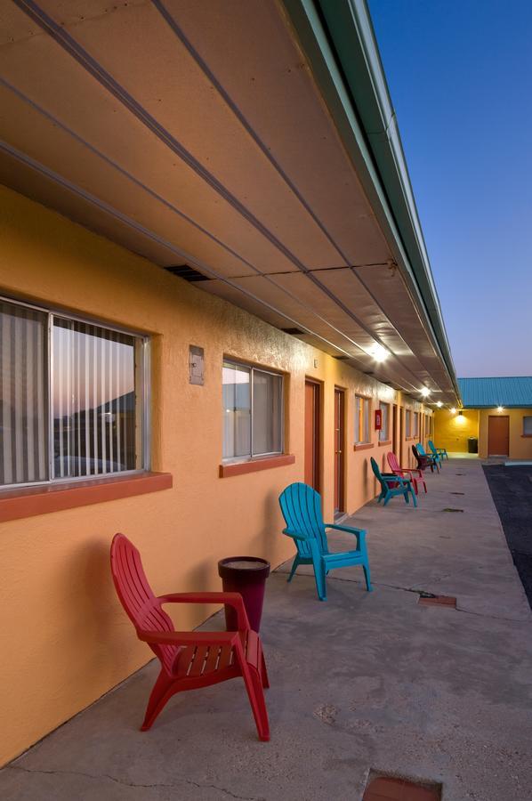 Sunset Motel Moriarty エクステリア 写真