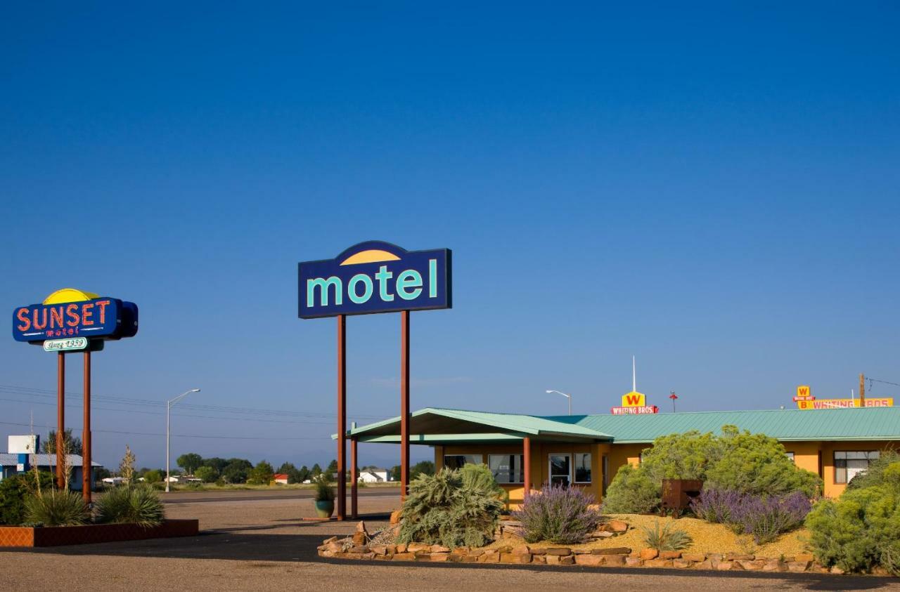 Sunset Motel Moriarty エクステリア 写真